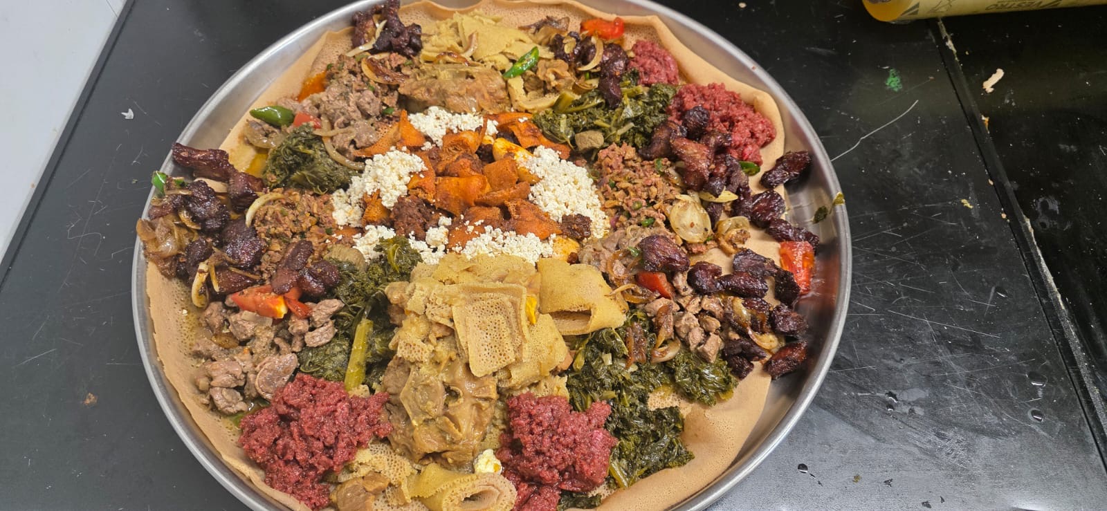 Maheberawi platter at Enate